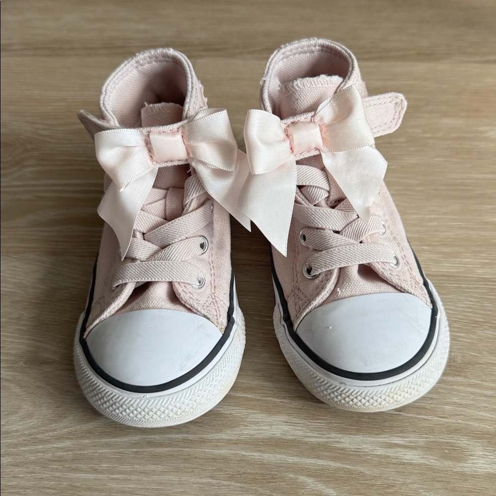 Pink Bow Top Converse Sneakers
